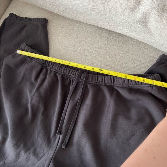 SKIMS mens classic jogger XL black dark grey French terry sweatpants 100% cotton - Picture 9 of 12